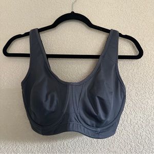 Athleta Sport Bra 34DD Adjustable & like new!